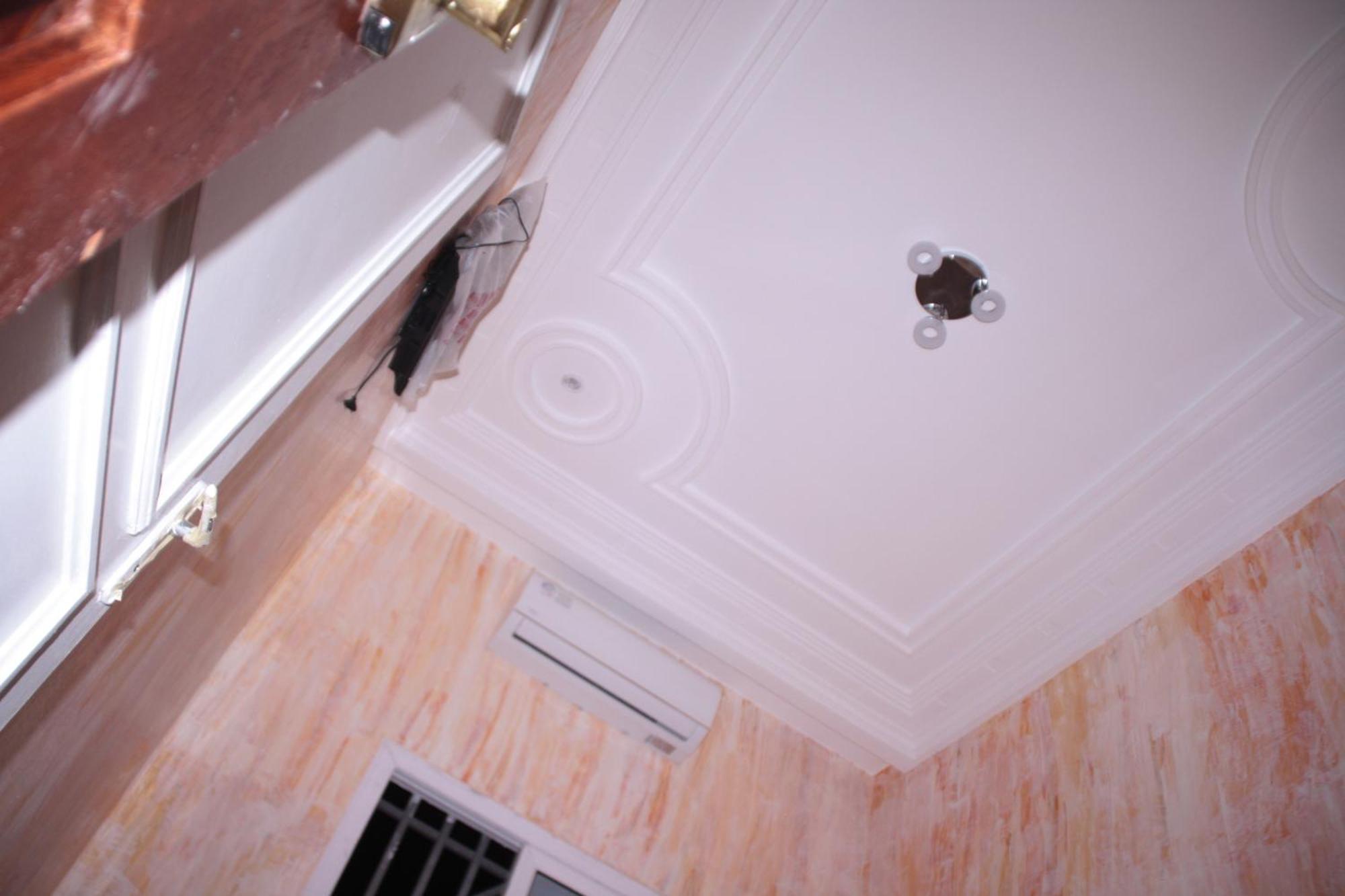 Hotel-Le-Parisien برازافيل المظهر الخارجي الصورة